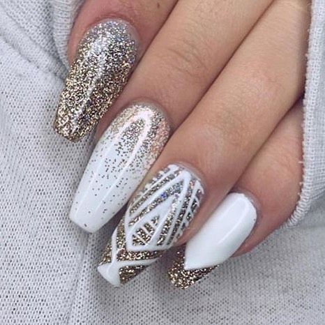 gold brokate glitter winter gel white nail art christmas design