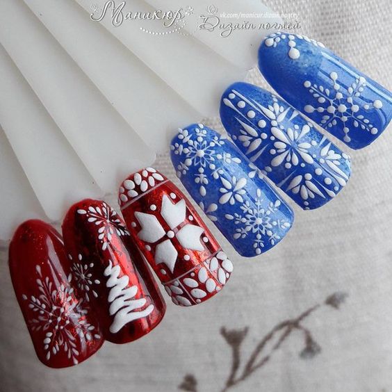 winter-nails-cute-designs-red-blue Christmas