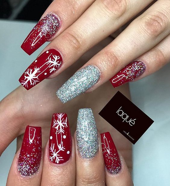 winter-nails-cute-designs-red-silver-glitter