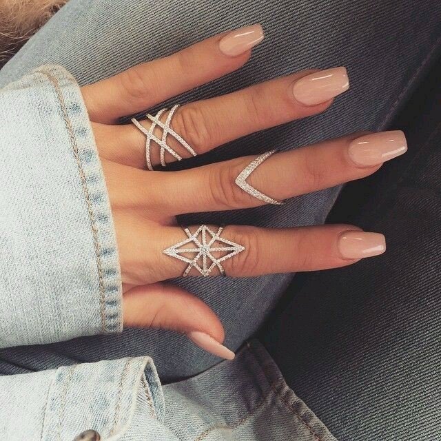 summer nails inspo
