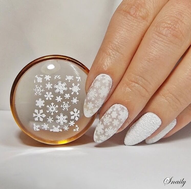 snow nails christmas winter manicure white design classic