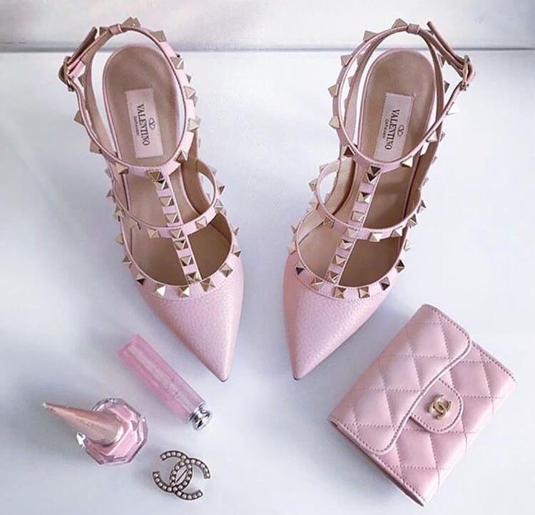 valentino garavani rockstud heels pink luxury